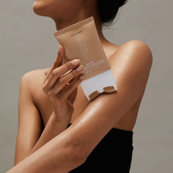 Крем-ролер "Підтягнуте тіло" Tone'd Body Firming Roller Creme VRM033TON фото